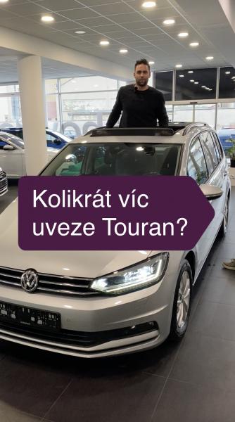 Kolikrát víc uveze Touran?